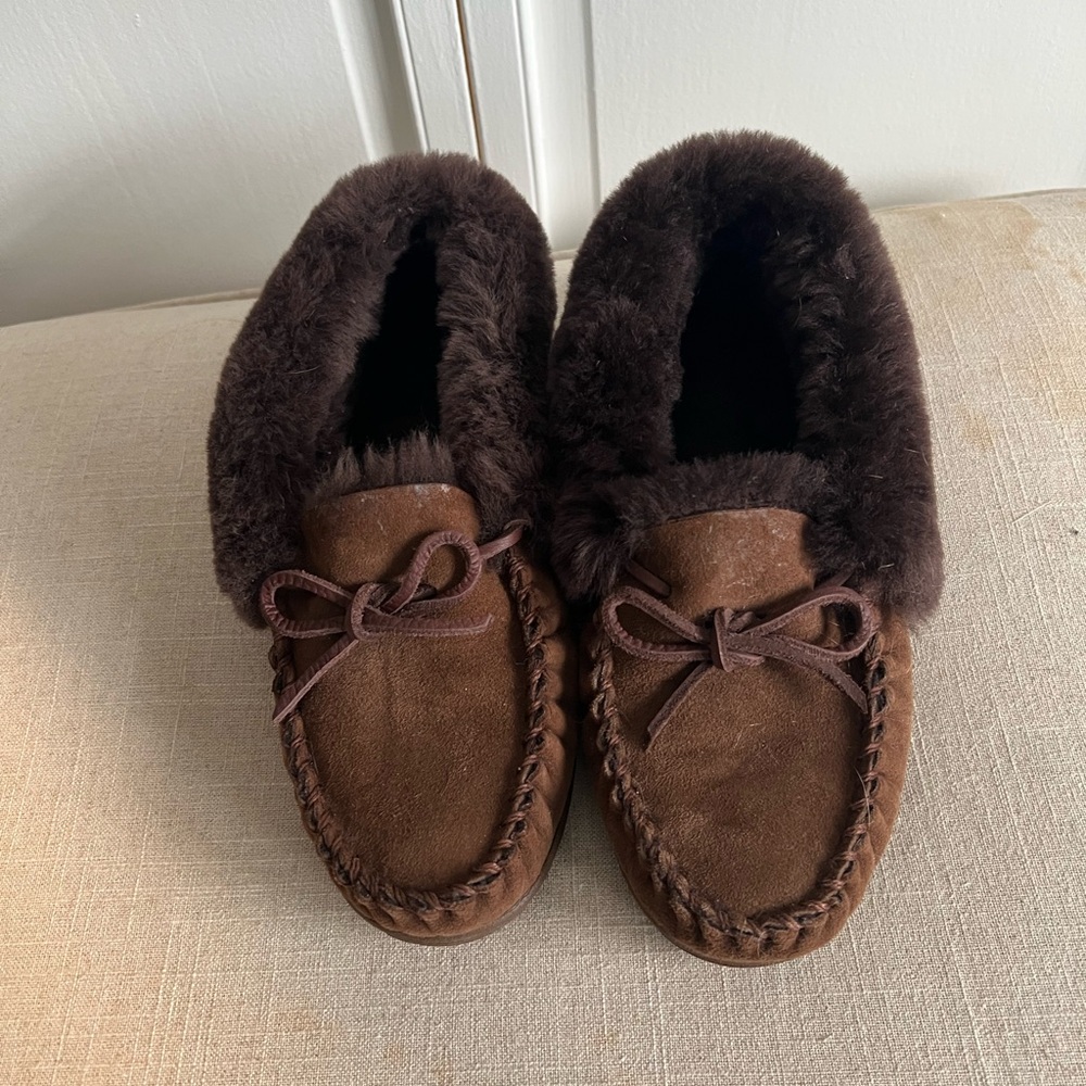 LLBean wicked good Brown Moccasin Slippers